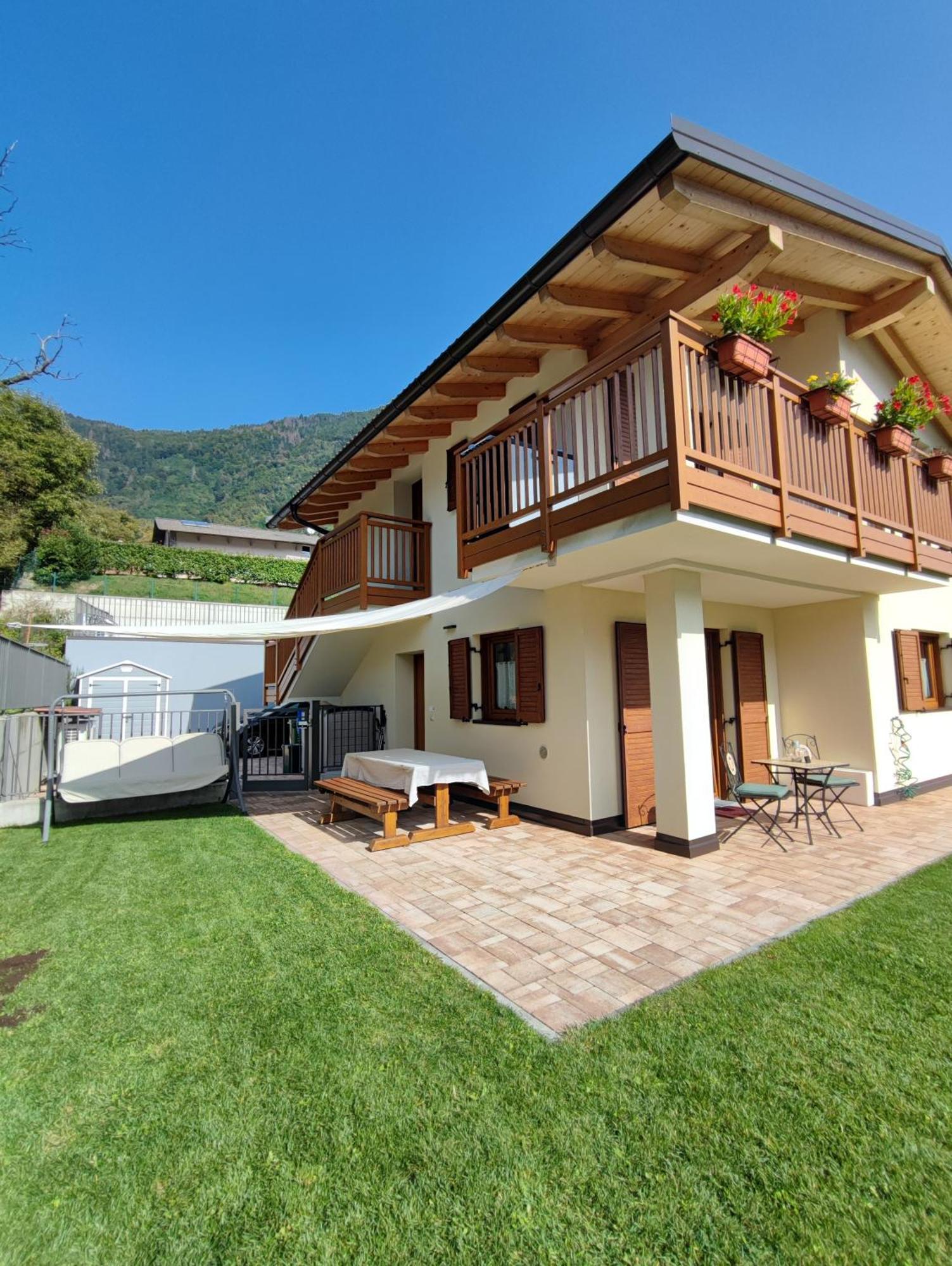 Apartamento Il Riccio Del Castagno Novaledo Exterior foto
